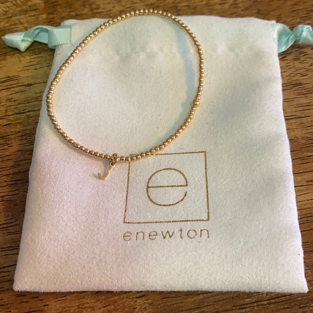 NWOT E Newton “J” charm Bracelet